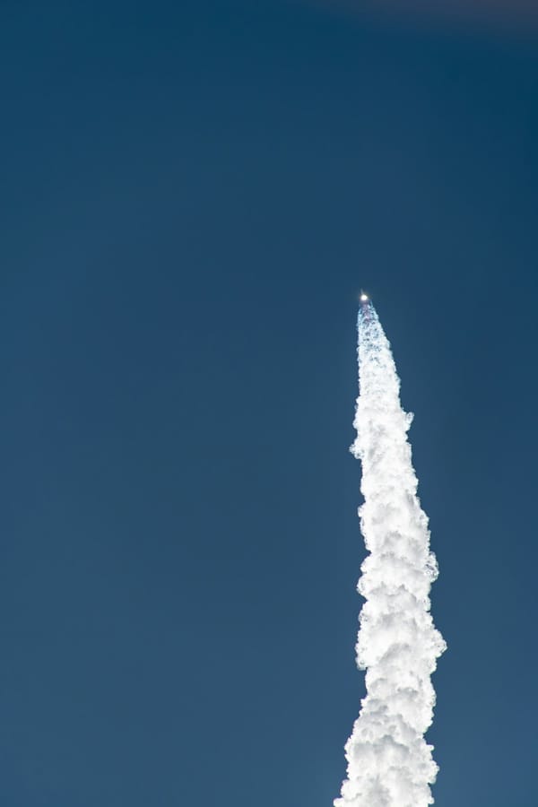 MIT’s Dual Fuel Thruster Lets Tiny CubeSats Fly to Mars on a Single Drop of Green Propellant