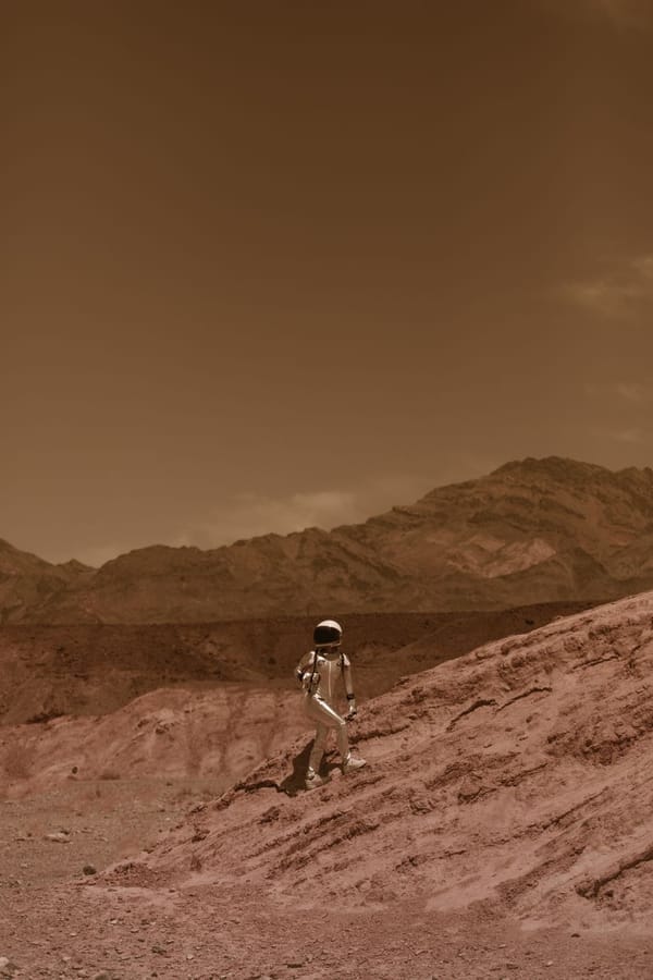 Curiosity Rover Resumes Mount Sharp Climb: What's Next for Mars Bedrock Science and Dust Storms?